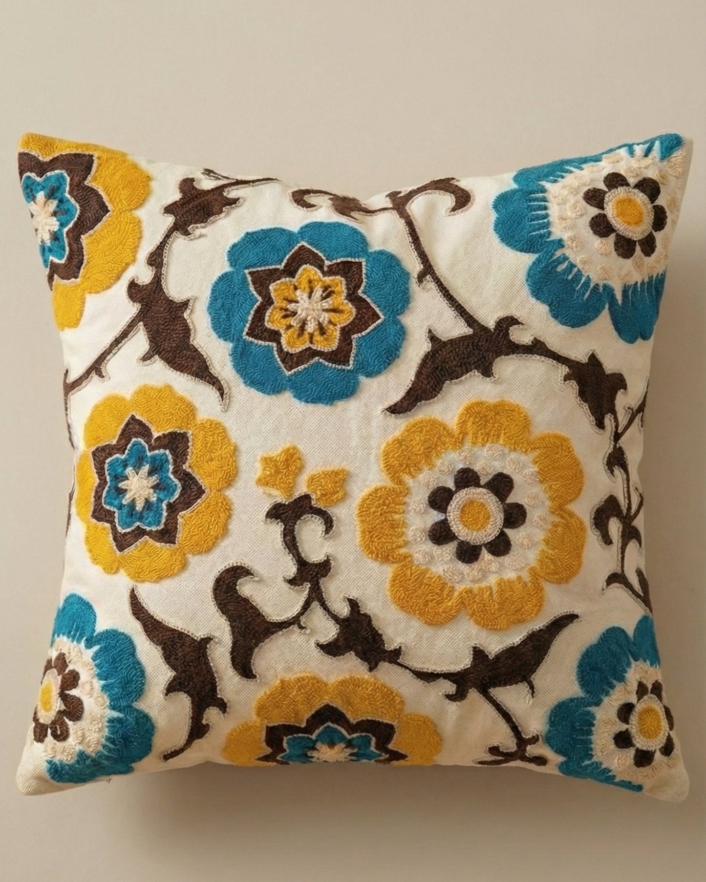 CUSHION 10